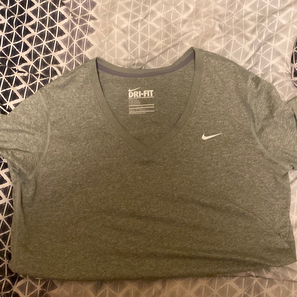Grey Nike Tee